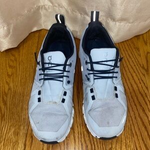 On Cloud 5 Waterproof Sneakers